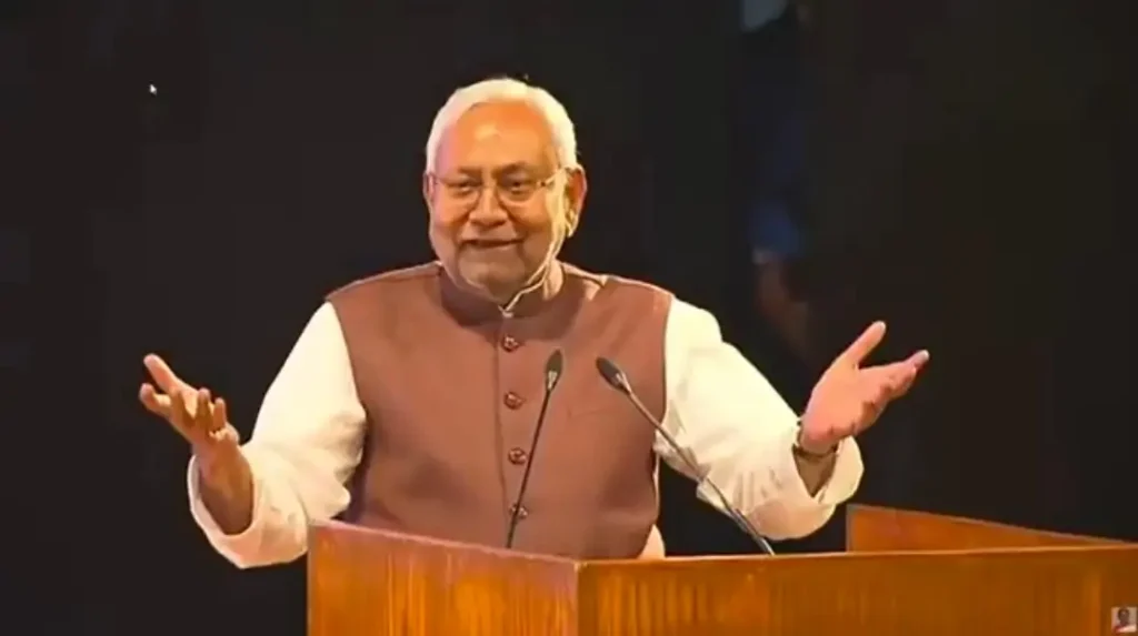 निजी संस्थानों की फीस पर बिहार सरकार का नियंत्रण, सूदखोरों को जेल... ऐसे छह विधेयक पास 1 Picsart 25 02 25 14 52 15 146