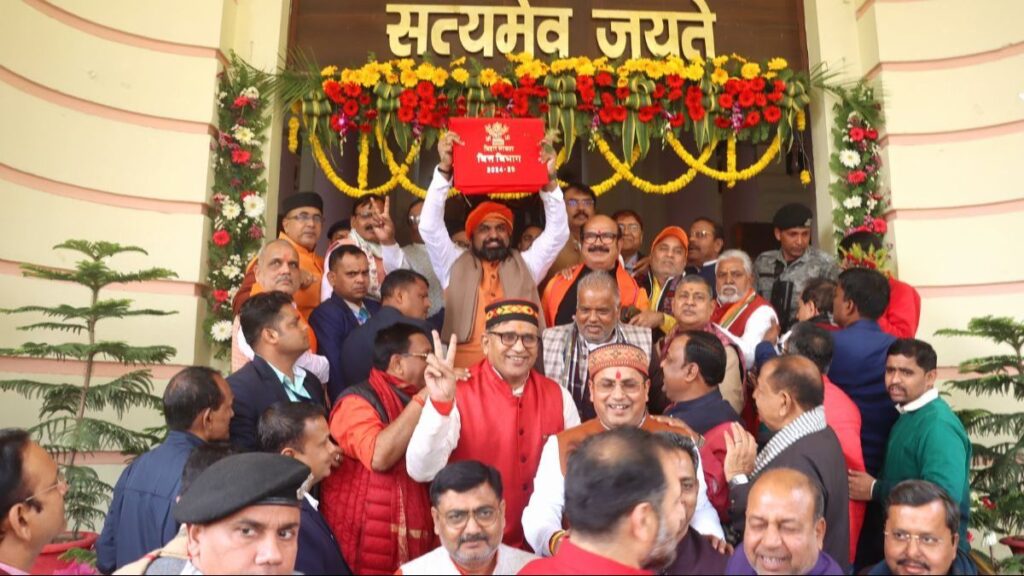 उपमुख्यमंत्री सम्राट चौधरी आज पेश करेंगे बिहार का बजट, 3 लाख करोड़ से ज्यादा हो सकता है आकार 1 65cb5cb3789b2 finance minister samrat chaudhary presented bihar budget 2024 25 131234168 16x9 1
