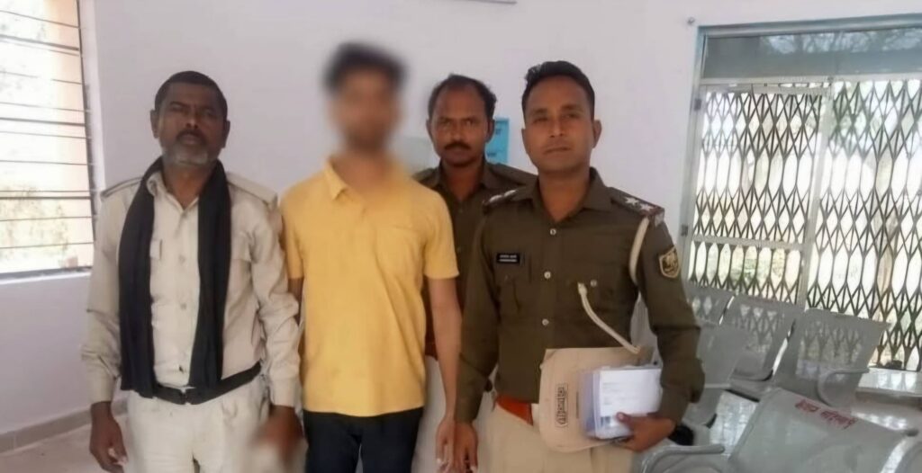 ताजपुर पुलिस ने वाहन चेकिंग के दौरान युवक को पिस्टल के साथ किया गिरफ्तार 1 FB IMG 1742218185686
