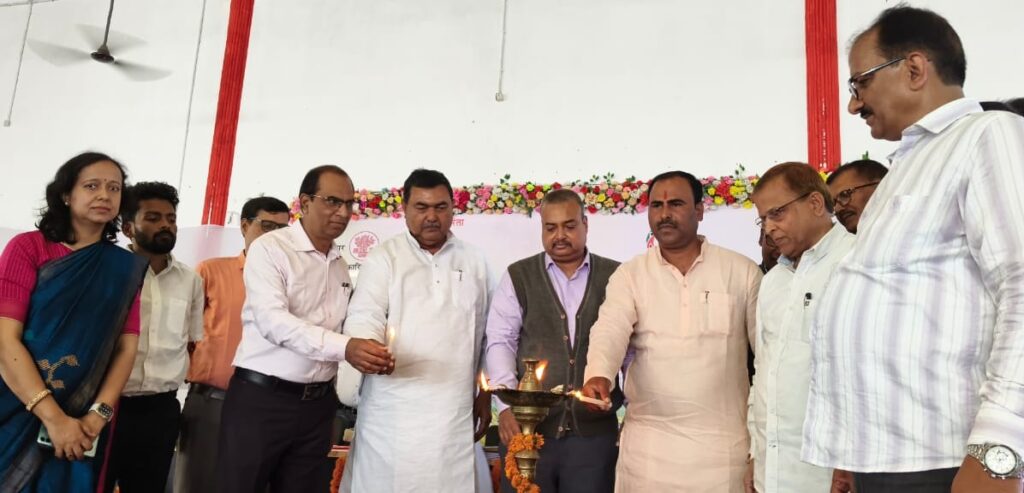 समस्तीपुर में तीन जिलों के पैक्स अध्यक्षों का हुआ प्रशिक्षण, योजनाओं से कराया अवगत 1 IMG 20250312 WA0105
