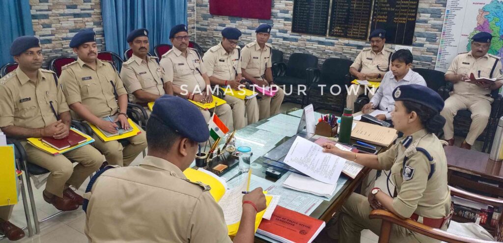 DIG ने समस्तीपुर SP कार्यालय का निरीक्षण कर कामकाम का लिया जायजा, सभी DSP को दिये आवश्यक दिशा-निर्देश 1 IMG 20250318 WA0116