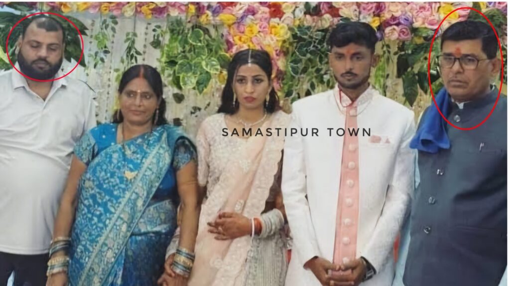 शराब कारोबारी मंजय राय के बेटे की रिंग सेरेमनी में पहुंचे दरोगा जी, समस्तीपुर एसपी ने निलंबित करते हुए कर दिया लाइन हाजिर 1 Picsart 25 03 24 23 17 29 670