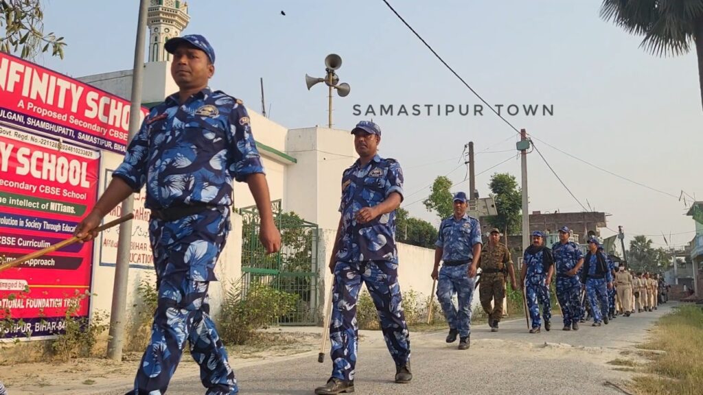 डढ़िया बेलार गांव में एक दर्जन से अधिक CCTV कैमरे लगाए गये, सुरक्षा के मद्देनजर दूसरे दिन भी दंडाधिकारी व पुलिस बल तैनात 1 VideoCapture 20250328 173402