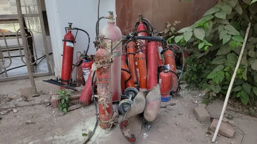 पटना म्यूजियम में ब्लास्ट से हड़कंप, जोरदार धमाके से दीवार में आई दरार, भागने लगे लोग 1 jh 1743069226729 1743069247470