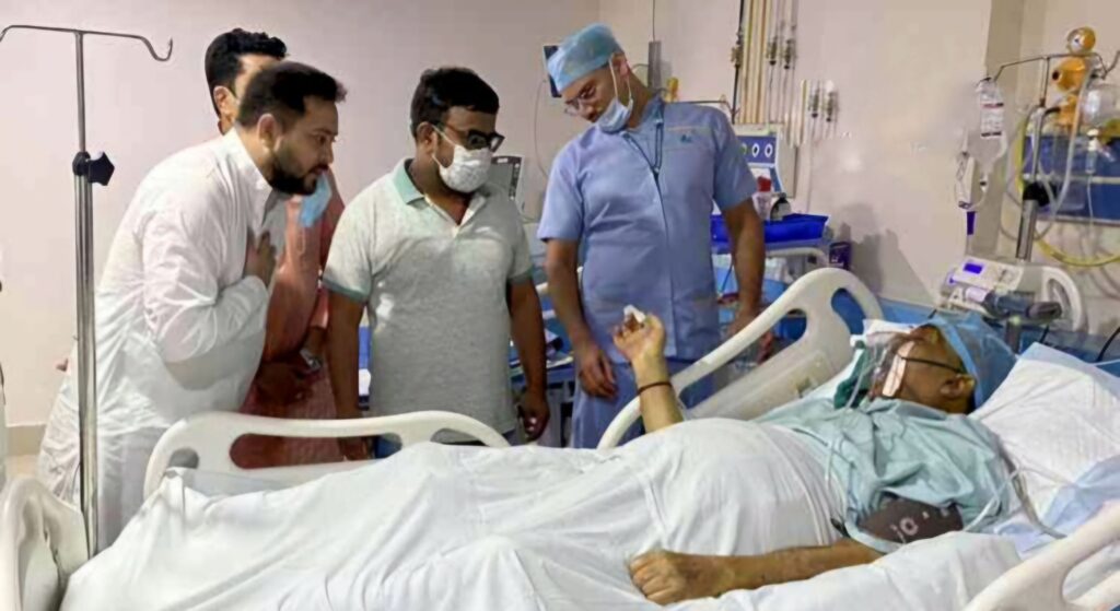 अभी 5 दिन और दिल्ली एम्स में भर्ती रहेंगे लालू यादव, जानिए उनके हेल्थ की ताजा जानकारी 1 CoverImage23c79761af584ef0ac49e54f685b1965940