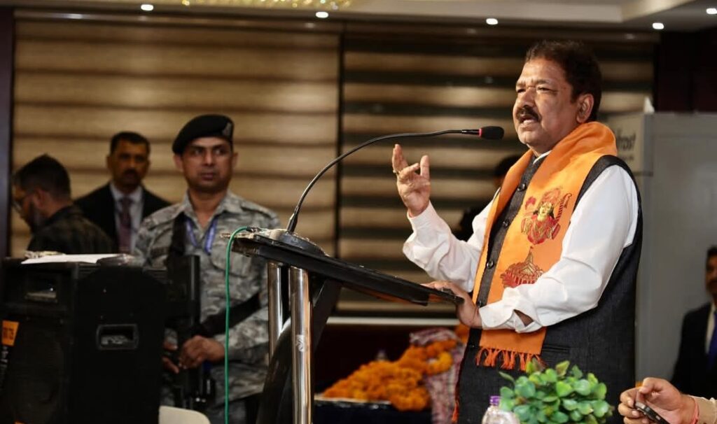 BJP प्रदेश अध्यक्ष दिलीप जायसवाल के बॉडीगार्ड ने की आत्महत्या, सरकारी हथियार से खुद को मारी गोली 1 FB IMG 1740363494808