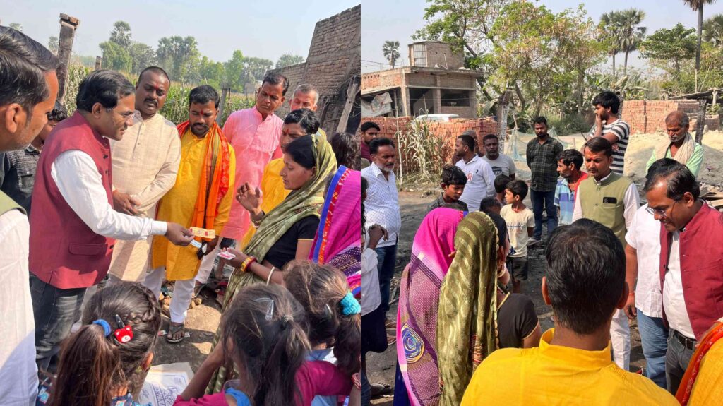 रूपनारायणपुर बेला में अग्नि पीड़ितों के पास पहुंचें डॉ. मनोज, पीड़ित परिवारों को दी आर्थिक सहायता 1 InCollage 20250406 193452413