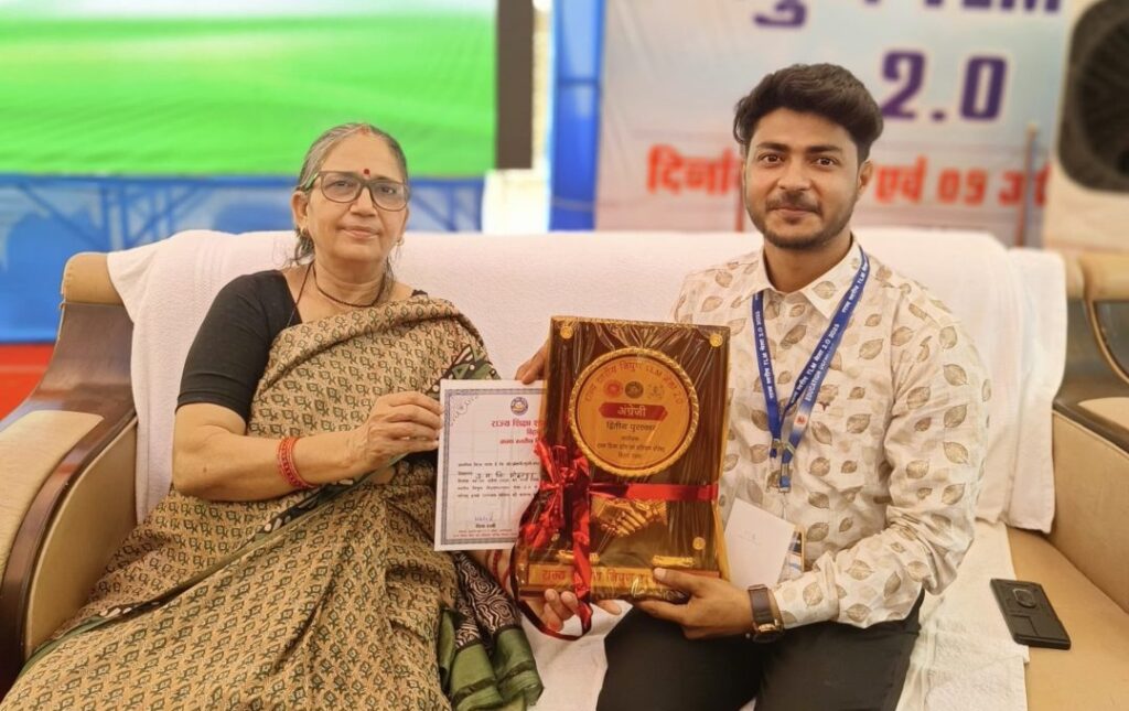 राज्य स्तरीय TLM मेला 2.0 में समस्तीपुर के ऋतुराज को मिला दूसरा स्थान 1 file 2025 04 10T00 47 22 1079x1200 1