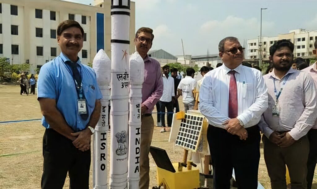 समस्तीपुर इंजीनियरिंग कॉलेज में 'नेक्सस 25' इंटर कॉलेज टेक्निकल फेस्ट का किया गया आयोजन 1 images 20