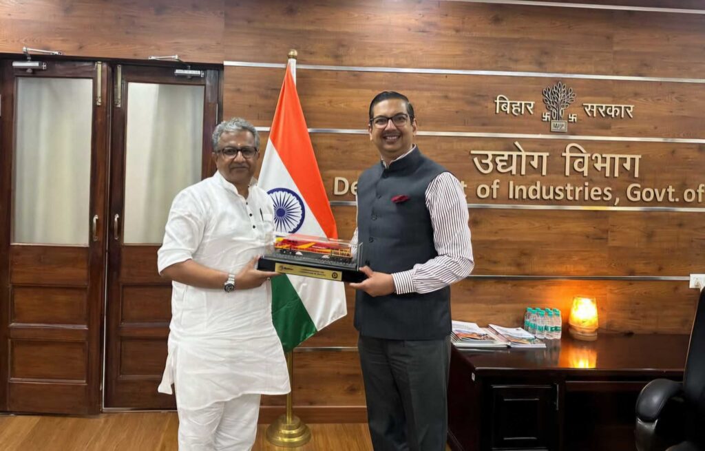 बिहार में तैयार हुआ 4500 HP रेल लोकोमोटिव 'अफ्रीकी देश' भेजे जाएंगे, जून में बड़ी खेप का होगा निर्यात 1 FB IMG 1747543996760