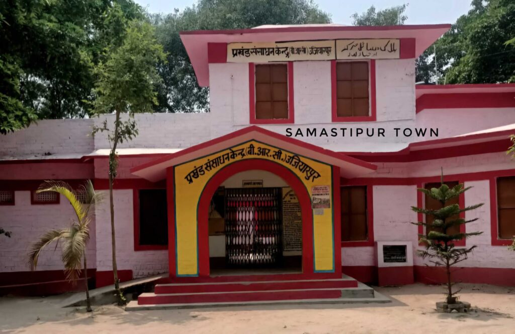 उजियारपुर BRC कैंपस से डाटा एंट्री ऑपरेटर की बाइक चोरी, थाने में दिया आवेदन 1 IMG 20250518 WA0038