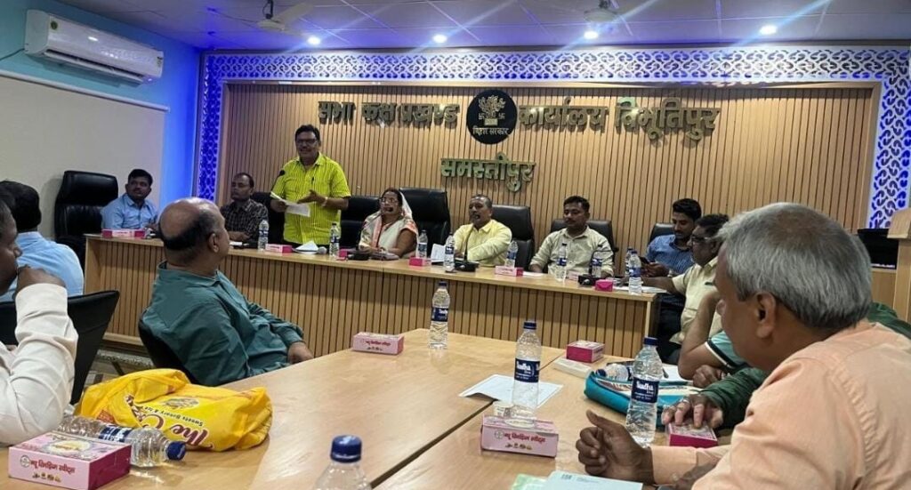 विभूतिपुर में प्रखंड स्तरीय कार्यक्रम व क्रियान्वयन समिति कि बैठक की आयोजित 1 IMG 20250520 WA0113