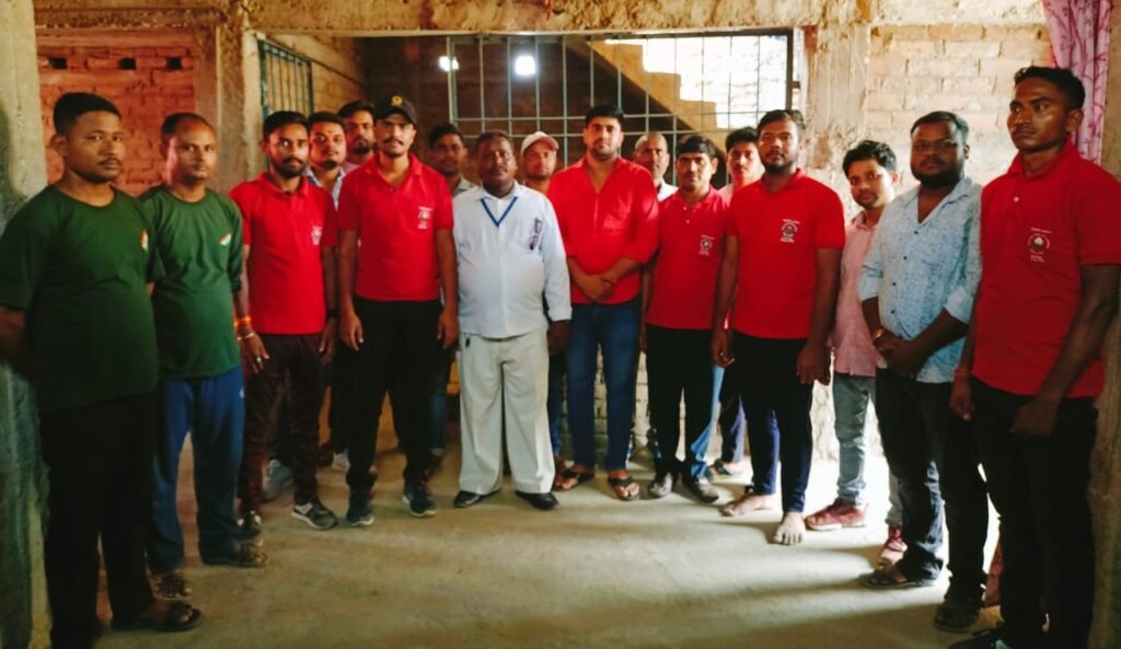 समस्तीपुर में आपदा मित्रों की बैठक आयोजित, मानदेय सहित अन्य आठ सूत्री मांगों को लेकर विमर्श 1 IMG 20250527 WA0010