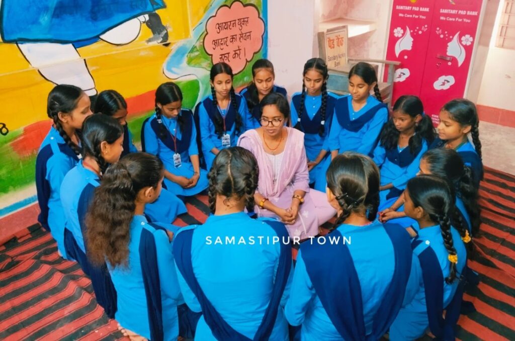 विश्व महावारी दिवस के अवसर पर मध्य विद्यालय लगुनियां सूर्यकंठ में 'चुप्पी तोड़ो खुलकर बोलो' कार्यक्रम का आयोजन 1 IMG 20250528 WA0110