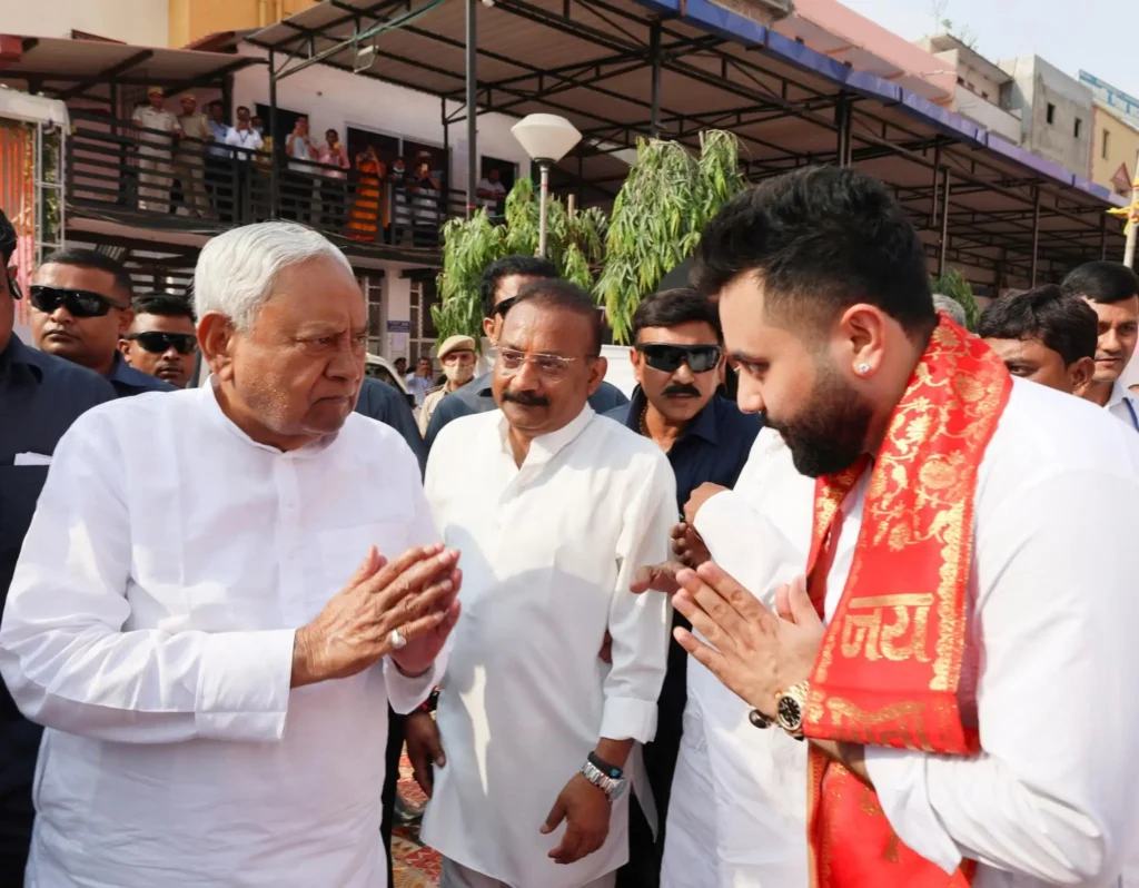 किशोर कुणाल के बेटे बने धार्मिक न्यास बोर्ड के सदस्य, मंत्री अशोक चौधरी के दामाद और सांसद शांभवी के पति हैं सायण 1 FB IMG 1749778704391