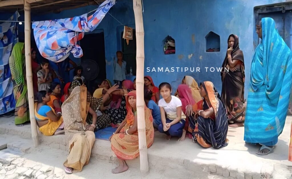 एंबुलेंस की टक्कर में 5 की मौ'त के बाद समस्तीपुर में मृतकों के घर पर कोहराम, यूपी से पिता का शव लेकर लौट रहा था घर 1 QP 1749976809123 1749976815207 1