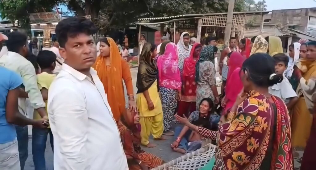 समस्तीपुर : तेज रफ्तार ट्रैक्टर ने 6 साल के बच्चे को रौंदा, हुई मौत, चचेरे भाई के साथ साइकिल से लौट रहा था घर 1 Screenshot 20250616 084629 Facebook