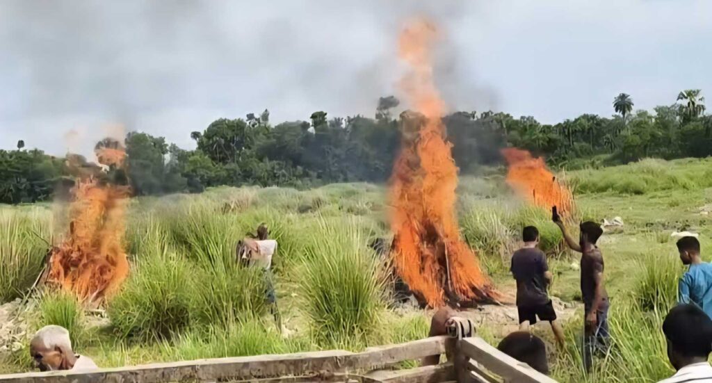 समस्तीपुर में एक साथ जली पिता-पुत्र और भाई की चिता, पूर्वांचल एक्सप्रेस-वे पर हुआ था भयंकर एक्सीडेंट 1 images 10 1
