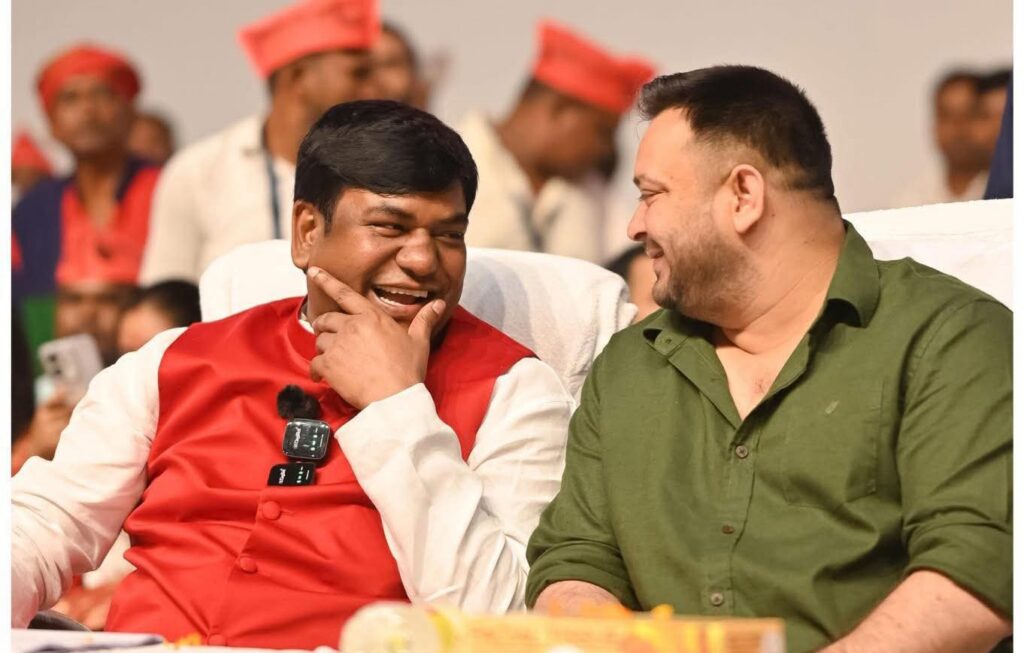 ‘सन ऑफ मल्लाह’ का सियासी सागर उफान पर, RJD को दे दी अल्टीमेटम! जानिए मुकेश सहनी की नाराजगी की वजह 1 FB IMG 1753723684094