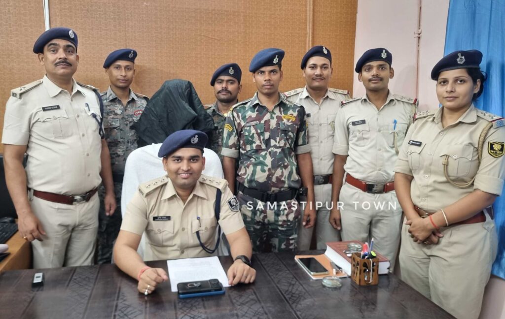 केंद्रीय मंत्री चिराग पासवान को जान से मारने की धमकी देने वाले आरोपी को समस्तीपुर साइबर पुलिस ने किया गिरफ्तार 1 IMG 20250713 WA0072