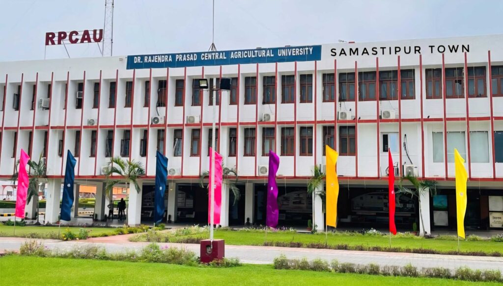 डिजिटल व प्राकृतिक खेती कोर्स शुरू करने वाला पहला युनिवर्सिटी बना केंद्रीय कृषि विश्वविद्यालय पूसा 1 IMG 20250718 221619 705