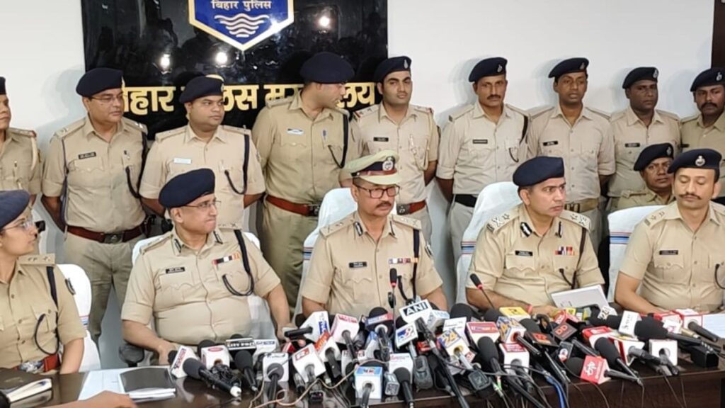 जमीन विवाद में हत्या, 4 लाख में डील, डेढ़ महीने की रेकी; गोपाल खेमका मर्डर केस में पुलिस का खुलासा 1 patna news 3