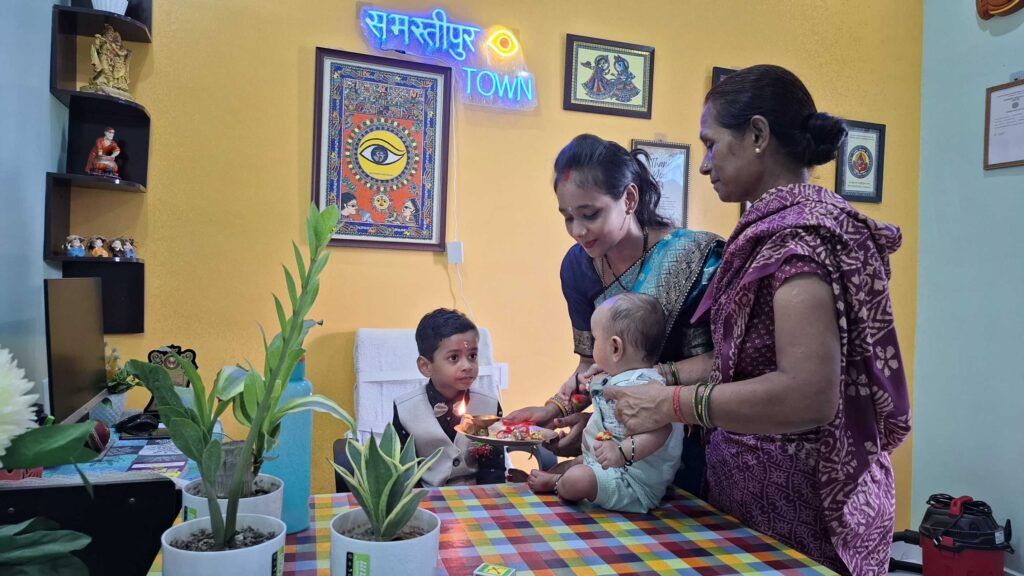 समस्तीपुर जिले में धूमधाम से मनाया गया भाई-बहन के स्नेह का त्योहार रक्षाबंधन 1 16b82ed5858840518affc6a6ddd4ec3f