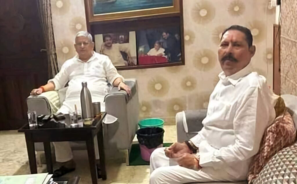 केंद्रीय मंत्री ललन सिंह से मिलने पहुंचे पूर्व विधायक अनंत सिंह, कल सीएम नीतीश से भी हुई थी मुलाकात 1 20250810 185651