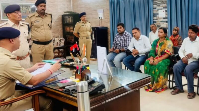 समस्तीपुर SP के जनता दरबार में पहुंचे 17 फरियादी, समस्या के त्वरित समाधान के लिए दिये गये निर्देश 1 FB IMG 1754152912269