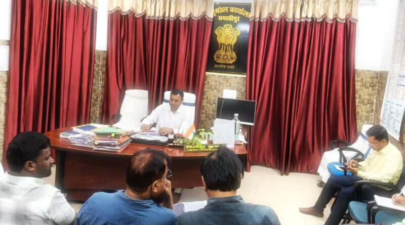 राजनीतिक दलों से अपील, वे पुनरीक्षण कार्य में सक्रिय सहयोग दें : सदर एसडीओ 1 IMG 20250819 WA0105