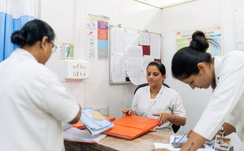 समस्तीपुर : नर्सिंग ट्यूटरों का अन्य संस्थानों में किया गया स्थानांतरण, यहां पढ़े पूरी खबर... 1 MP DistrictHospital Khargone April2024 08978 resize scaled 1