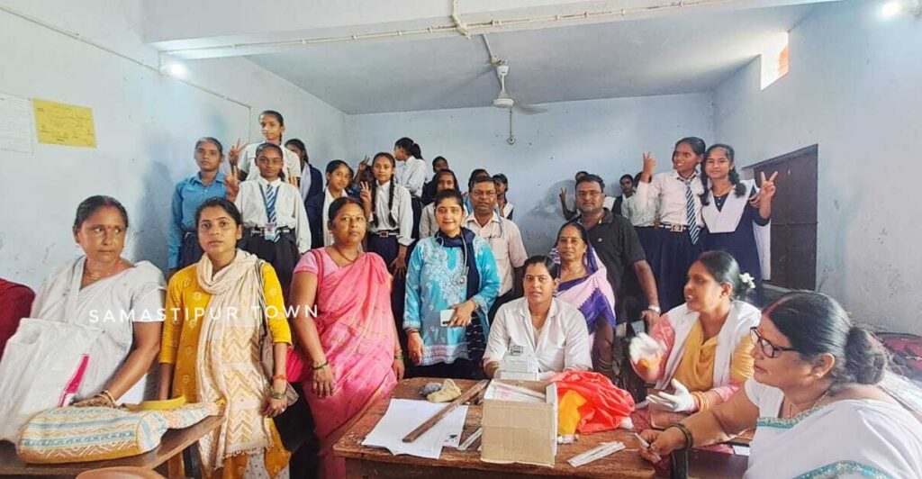 किशोरियों में होने वाले सर्वाइकल कैंसर जैसी जानलेवा बीमारी के होने की संभावना को कम कर देता है वैक्सीन 1 file 2025 08 02T14 30 39
