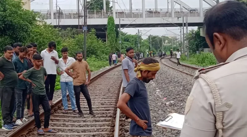 बिहार: ट्रेन से कटकर दो सगी बहनों की दर्दनाक मौ'त, अलग-अलग बैंको में PO के पद पर तैनात थी दोनों 1 15 09 2025 train accident 24047479 104034316 1