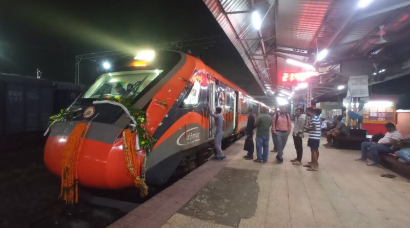 दानापुर-जोगबनी वंदे भारत में दो दिनों में सिर्फ 29 बुकिंग, आज से इस टाइम पर होगा नियमित परिचालन 1 20250917 110308