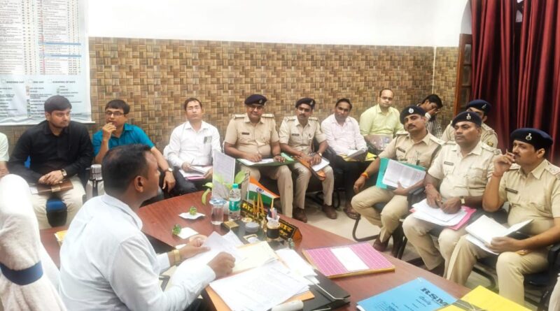 समस्तीपुर सदर अनुमंडल कार्यालय में विधानसभा चुनाव की तैयारी को लेकर हुई समीक्षा बैठक 1 IMG 20250901 WA0037