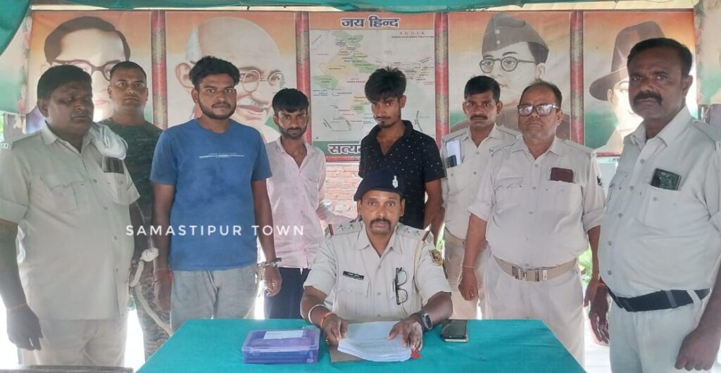 संजीव हत्याकांड का समस्तीपुर पुलिस ने 48 घंटे के भीतर किया खुलासा, तीन आरोपी न्यायिक हिरासत में... 1 IMG 20250904 WA0150