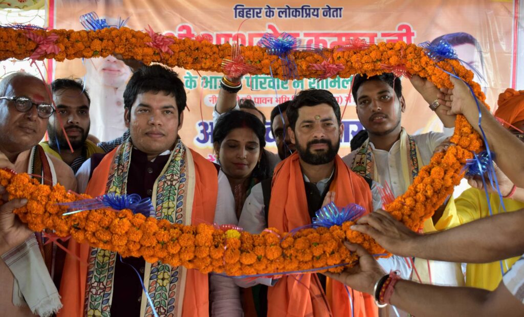 भाजपा ही एक ऐसी पार्टी जो साधारण कार्यकर्ता को भी मुख्यमंत्री बनाती है -- आशुतोष 1 IMG 20250905 WA0186