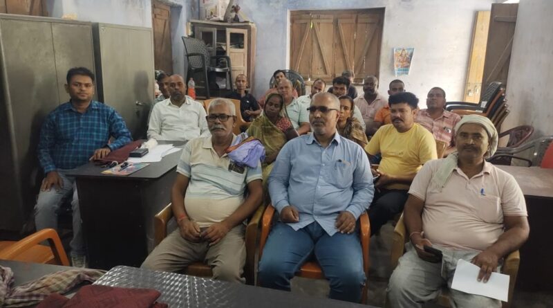 नल-जल योजना अनुरक्षकों का मानदेय भुगतान को लेकर बैठक, प्रखंड स्तरीय कार्यकारिणी का गठन 1 IMG 20250914 WA0115