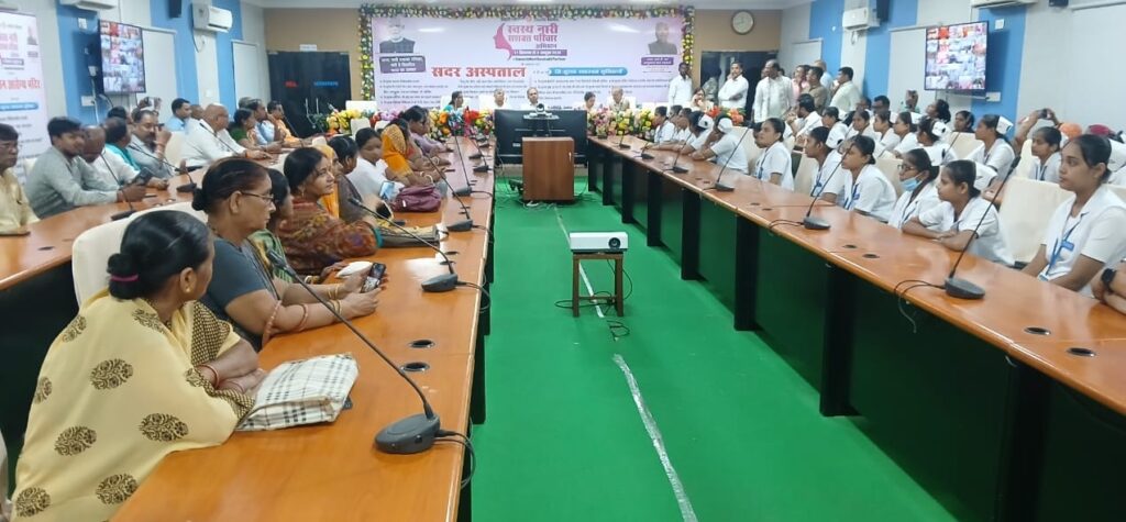 समस्तीपुर में ‘स्वस्थ नारी सशक्त परिवार अभियान’ का शुभारंभ, केंद्रीय कृषि एवं किसान कल्याण राज्य मंत्री ने किया उद्घाटन 1 IMG 20250917 WA0082