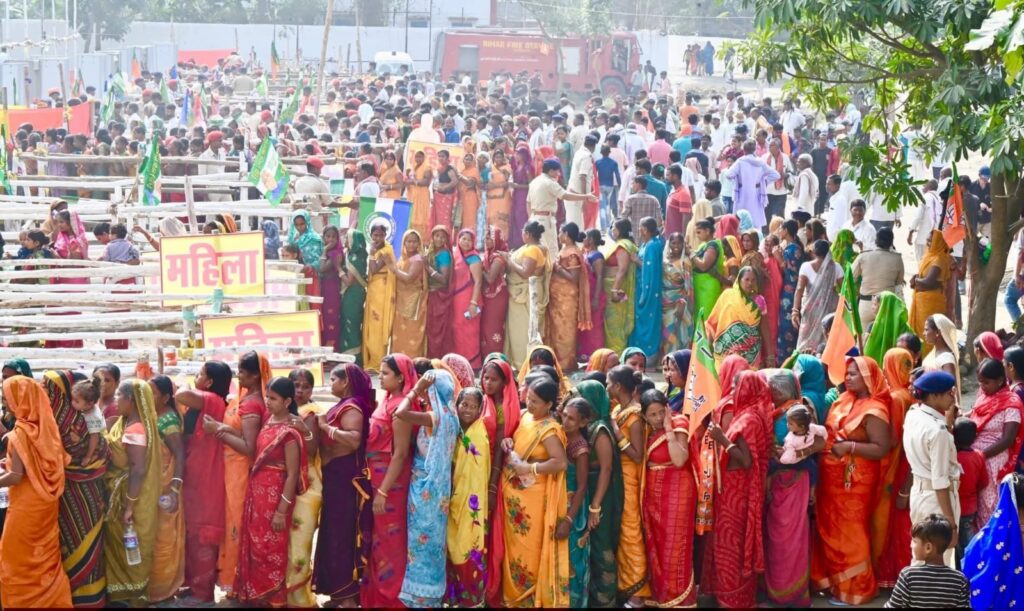 समस्तीपुर में PM की चुनावी सभा को लेकर सुरक्षा के कड़े इंतजाम, चप्पे-चप्पे पर पुलिस और केंद्रीय बलों की तैनाती, 8 जोन में बांटा गया था सुरक्षा व्यवस्था 1 20251024 235725
