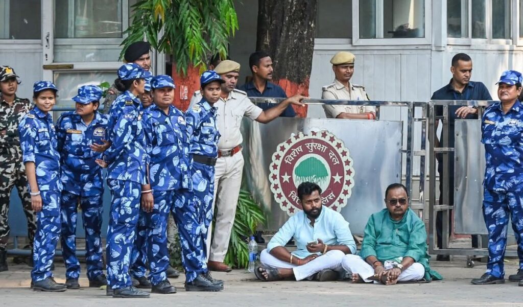 JDU में बागियों पर चला डंडा; गोपाल मंडल की छुट्टी, 2 दिन में 16 नेताओं को निकाला 1 FB IMG 1760673417805