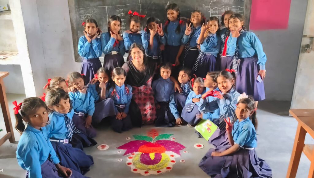 पटोरी और मोहनपुर में मतदाता जागरूकता अभियान, स्कूली बच्चों, युवाओं और महिलाओं ने दिखाया उत्साह 1 IMG 20251016 WA0140