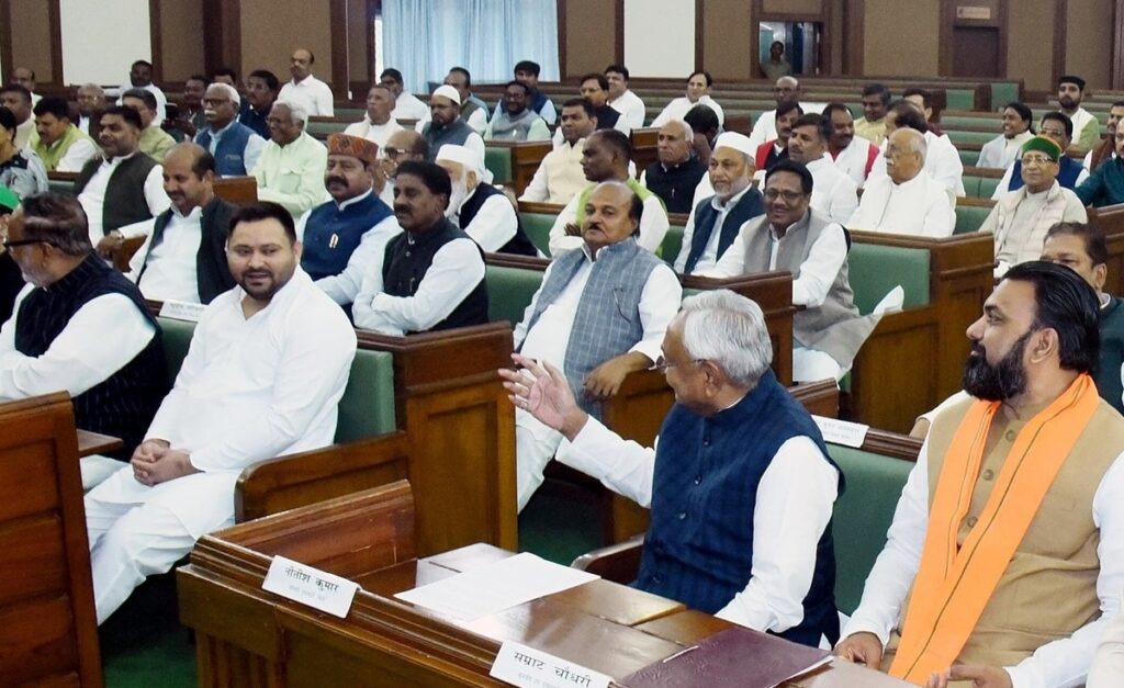 नवरात्र खत्म, दशहरा भी गया; एनडीए और महागठबंधन में सीट शेयरिंग फॉर्मूला नहीं आया 1 bihar assembly session 1741058557079 1759468794386