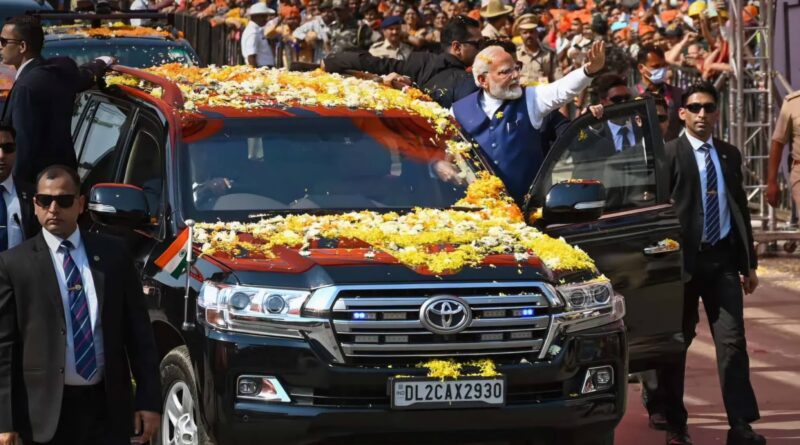 कर्पूरीग्राम जाकर भारत रत्न कर्पूरी ठाकुर के पैतृक आवास पर उनकी प्रतिमा पर माल्यार्पण करेंगे PM मोदी, फिर दुधपुरा हवाई अड्डा मैदान में जनसभा को करेंगे संबोधित 1 modi roadshow1 1683281136 1