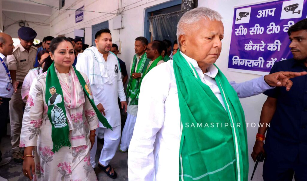 बेटी की कराह भारी पड़ेगी लालू जी, रोहिणी की ट्वीट पर जदयू के नीरज बोले- राबड़ी आवास खाली करें 1 1714451089 9394