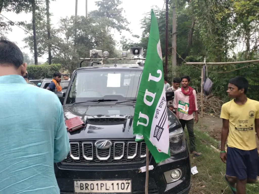 अनंत सिंह के प्रचार के लिए ललन सिंह और सम्राट चौधरी द्वारा रोड शो मामले में केस दर्ज, गाड़ी जब्त 1 20251104 094038