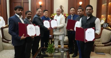 ECI handover 243 MLAs list to Bihar Governor 1763294938462 1763294943204