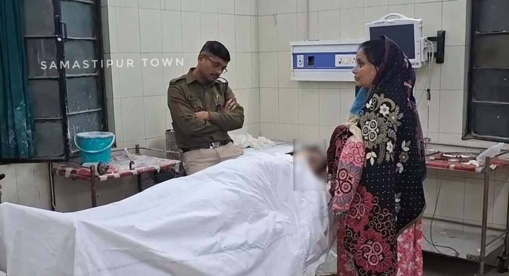 समस्तीपुर RPF काॅलोनी में सिपाही की पत्नी ने फंदे से लटककर अपनी जीवन लीला समाप्त की 1 Picsart 25 11 17 16 28 46 317