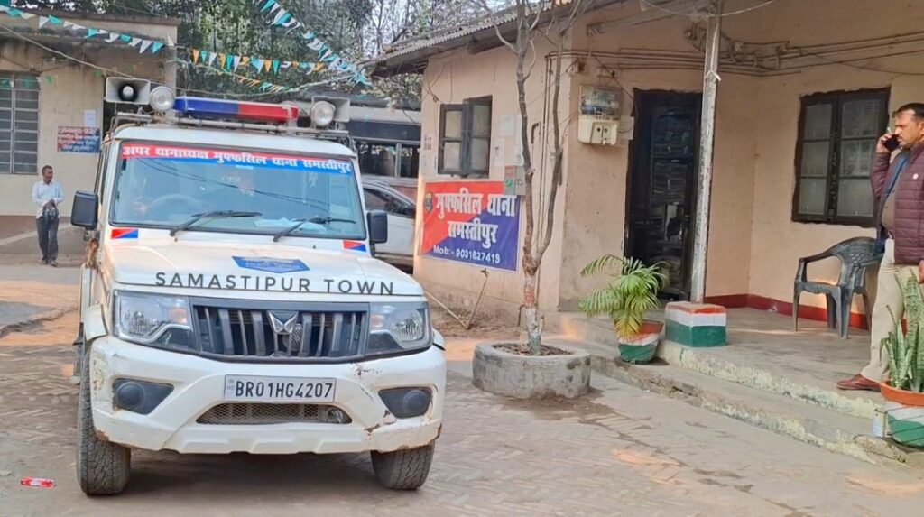 सिलौत गोलीकांड मामले में एक और नामजद आरोपी को मुफ्फसिल थाने की पुलिस ने किया गिरफ्तार 1 20251216 1256262