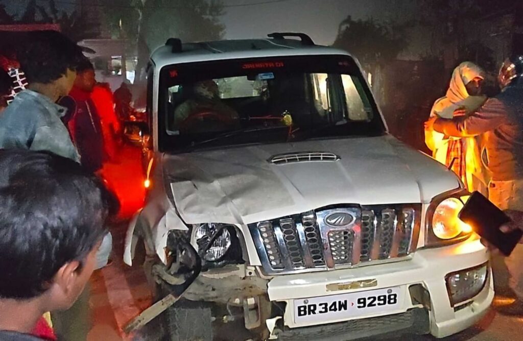 समस्तीपुर में स्कॉर्पियो और बाइक की टक्कर में एक युवक की मौ'त, दूसरे की हालत गंभीर; स्काॅर्पियो का ड्राइवर मौके से फरार 1 673105 1766473758 1